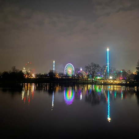 London Eye di notte ed il Tamigi
