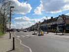 Upper Elmers End Road (guardando a sinistra)