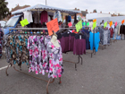 Vestiti in vendita ad Hounslow Station Market