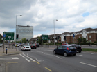 Kingston Road con sullo sfondo Tolworth Tower