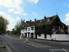 Thames Street all'angolo con Church Street (sulla destra)