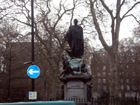 La statua di Francis, Quinto Duca di Bedford