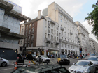 Piccadilly (strada) con a sinistra l'inizio di Stratton Street