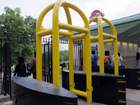 Il cancello che fa accedere a Green Park e scendere nella metropolitana