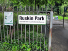 L'ingresso di Ruskin Park dal lato di Lambeth