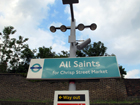 Il cartello alla stazione di All Saints