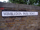 Il cartello che segnala "Wimbledon Park Road"